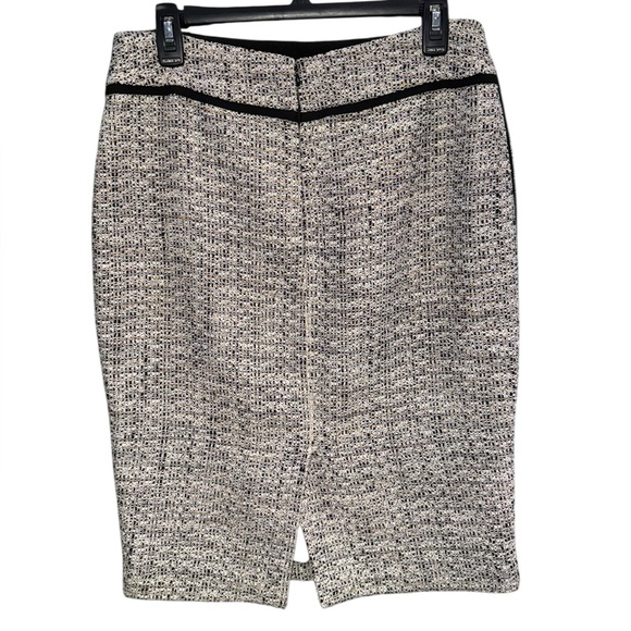Ann Taylor Black and White Tweed Pencil Skirt Size 8T - Picture 3 of 7